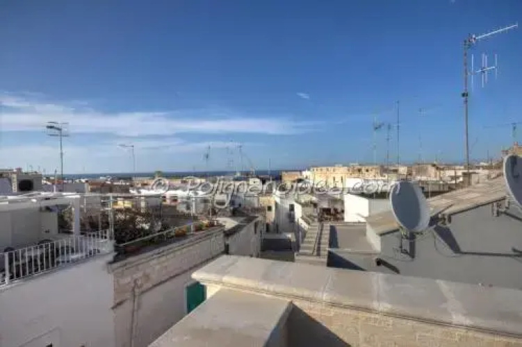 BB Monopoli Old Town