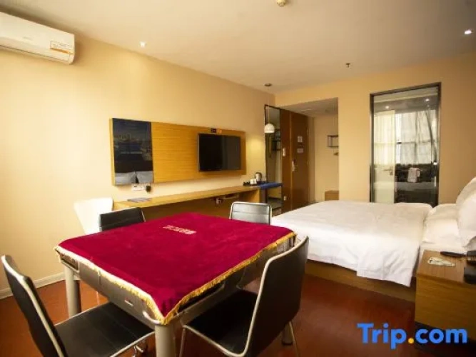 Deluxe Double Suite