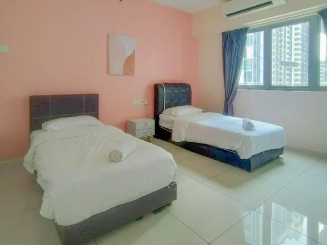 2 Bedrooms Apartment