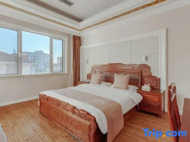Suite with view