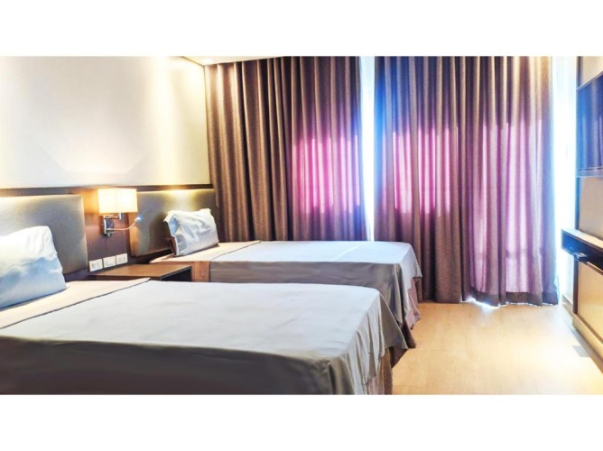 1 Bedroom Suite