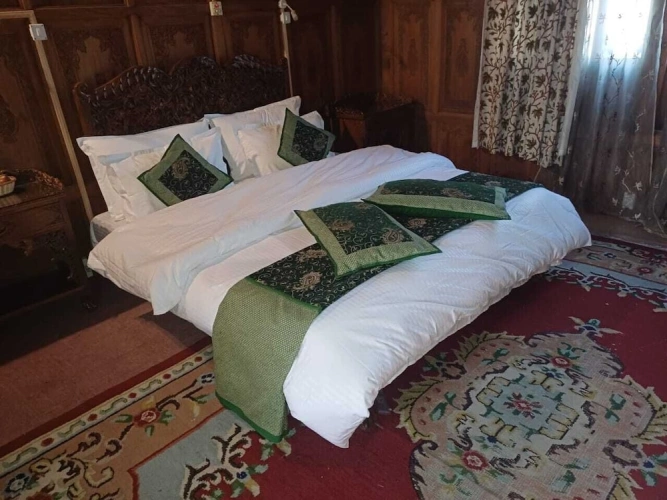 Deluxe Double room with mountain view