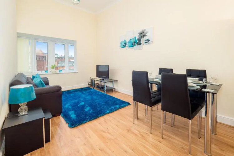 The Clement Qube Apartment