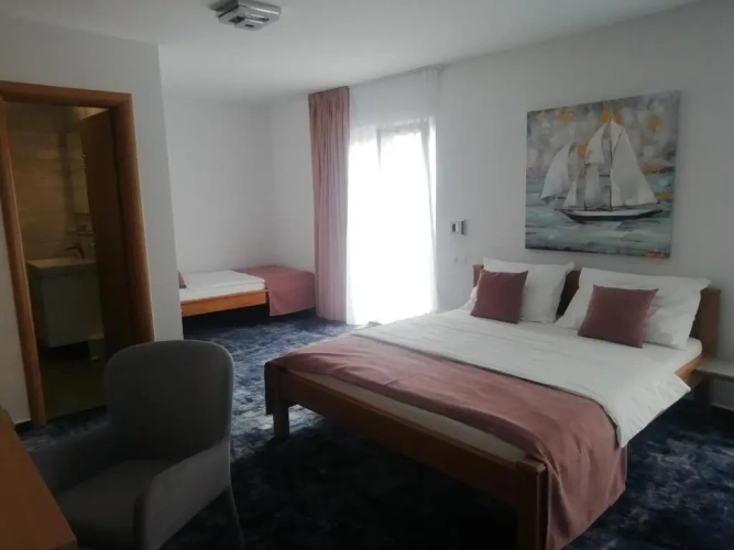 Comfort Triple room