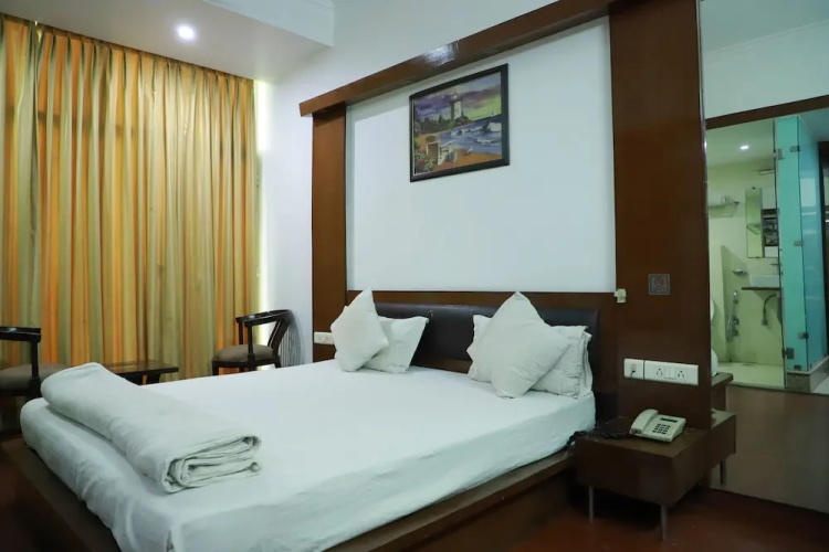 Hotel Parth Inn