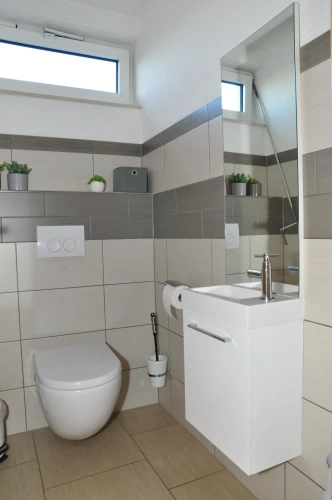 N37-modern eingerichtete Zimmer