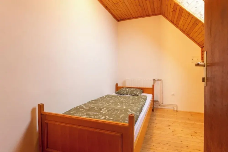 Economy Triple room with mountain view
