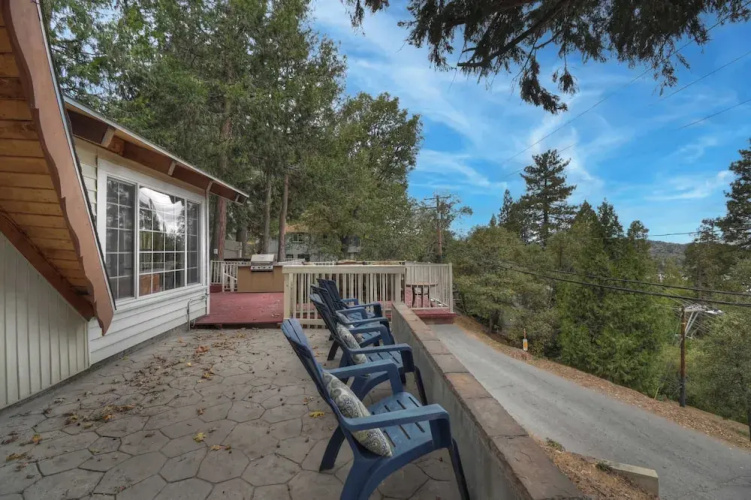 Emerald Arrowhead Haus - For 6