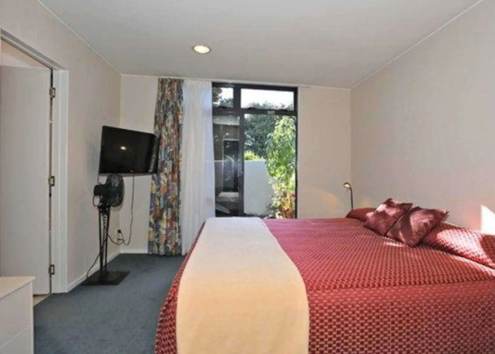 Academy Motor Inn
