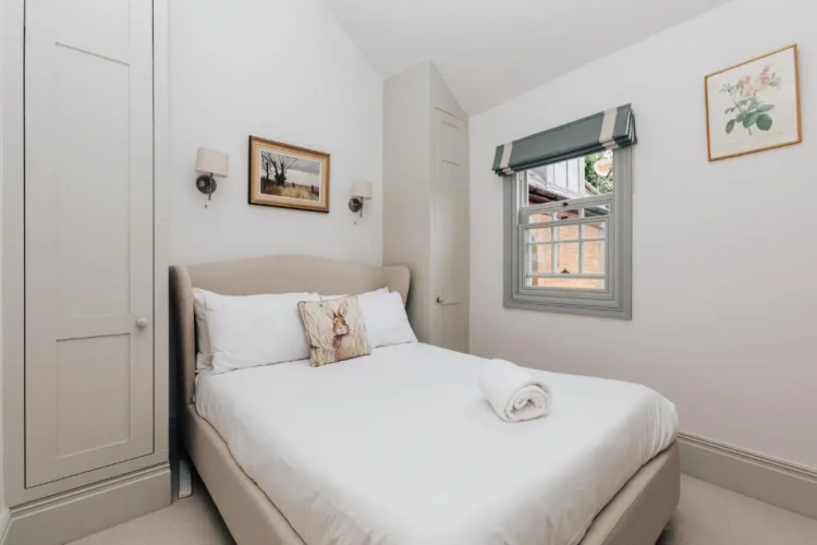 2 Bedrooms Cottage