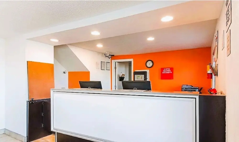 Motel 6 Mobile North
