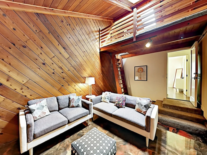 838 Ventura - 2 Br Duplex