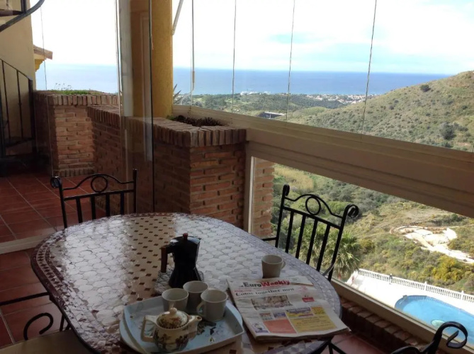 2 Bed penthouse, rooftop terrace, panoramic views
