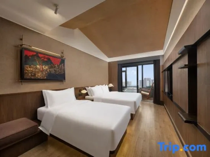 Standard Family room with balcony