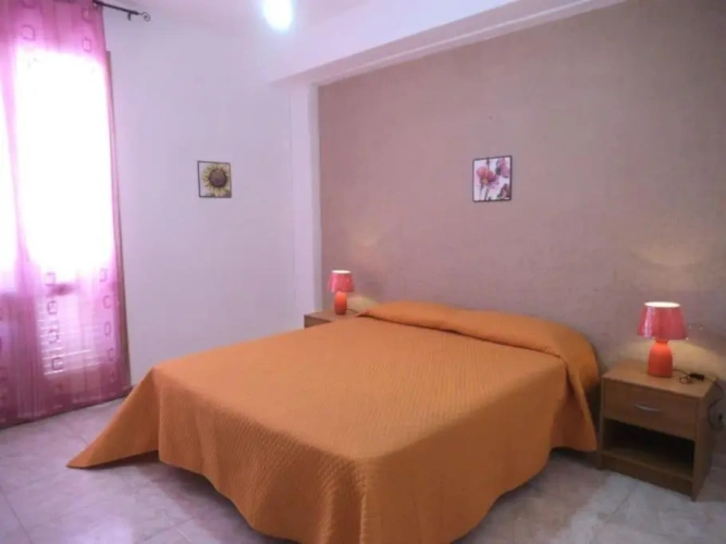 3 Bedrooms Apartment