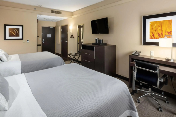 AeroStay Hotel