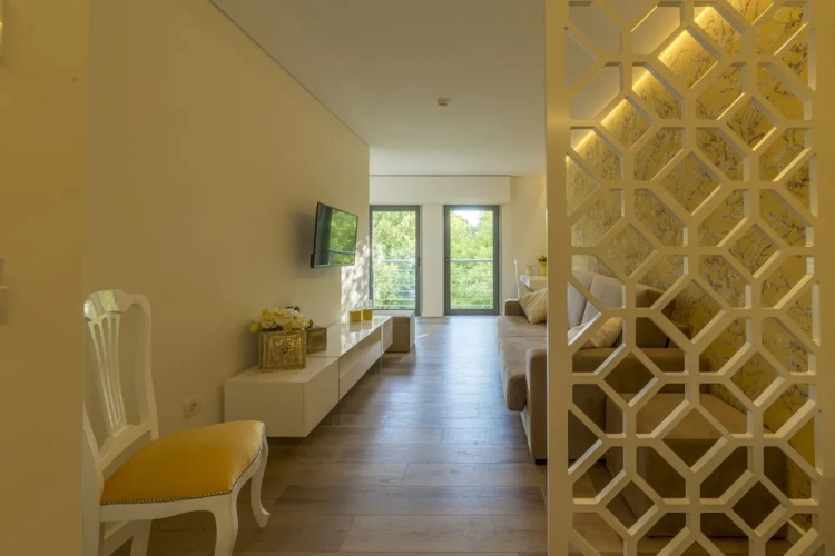 Terrace Serra