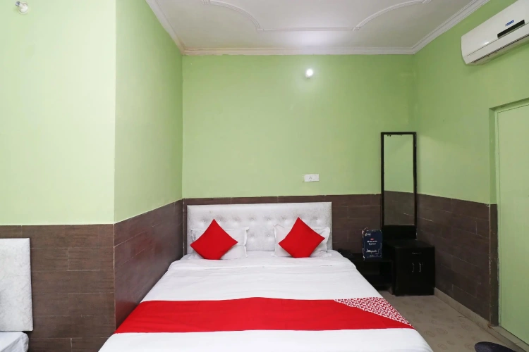 Standard Single room