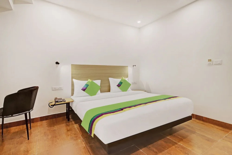 Treebo Trend Hotel Red York