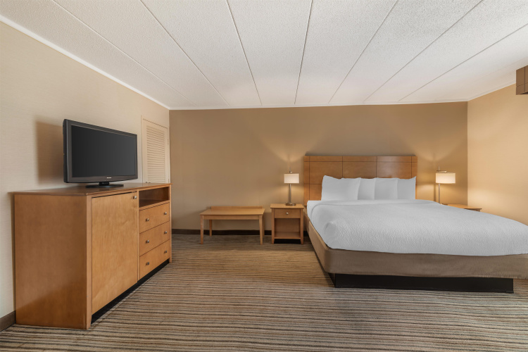 Best Western Plus Waltham Boston