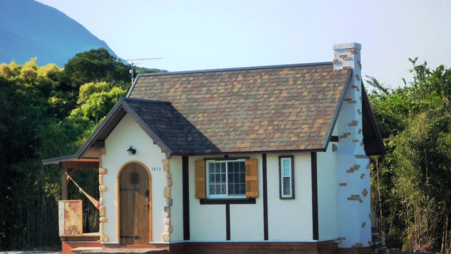 Twin Cottage
