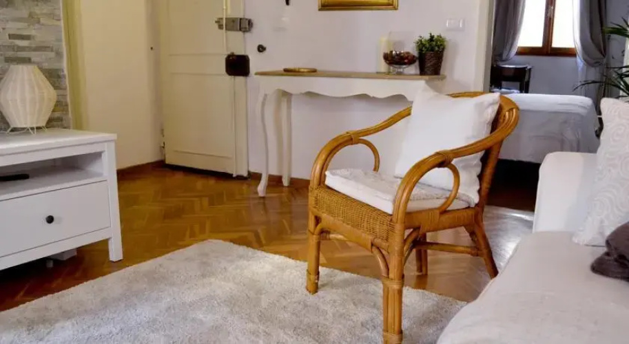 VR exclusive apartments
