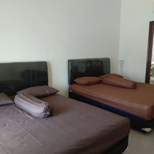 4 Bedrooms Villa with garden view