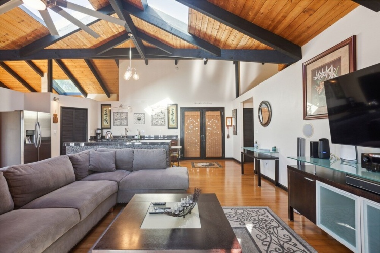 3 Bedrooms Cottage