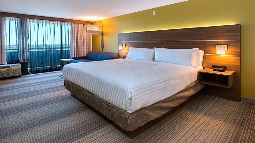 Standard Double room with pool view