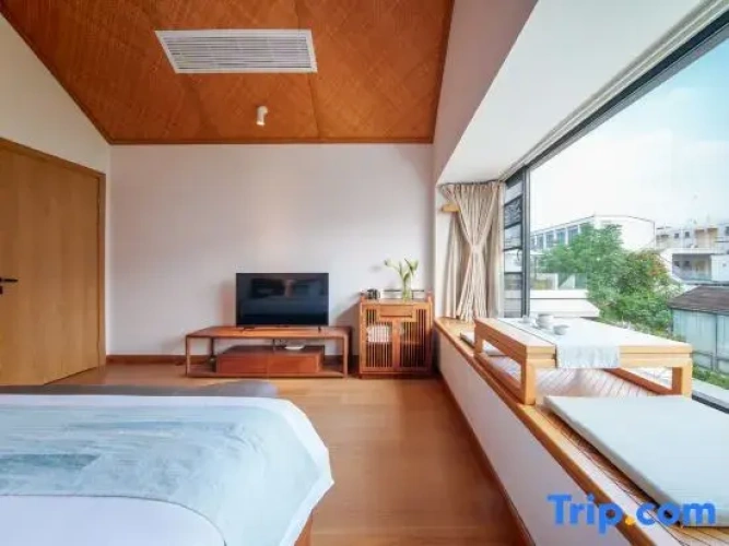 Standard Double room with garden view