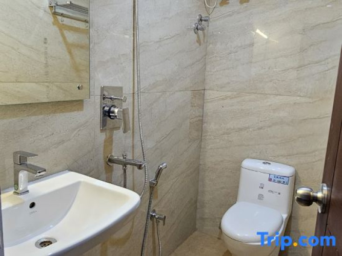 Blueway Residency Downtown Hotel