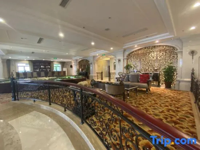 Qinheyuan Linxuan Holiday Hotel