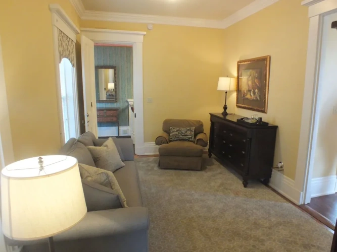 Deluxe Suite