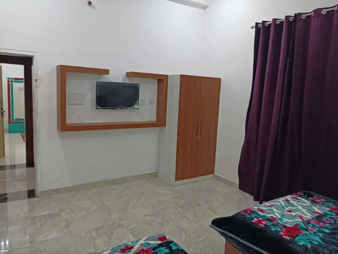 Hotel Atharv By GRB
