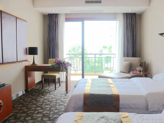 Yangshuo Chinatown Hotel