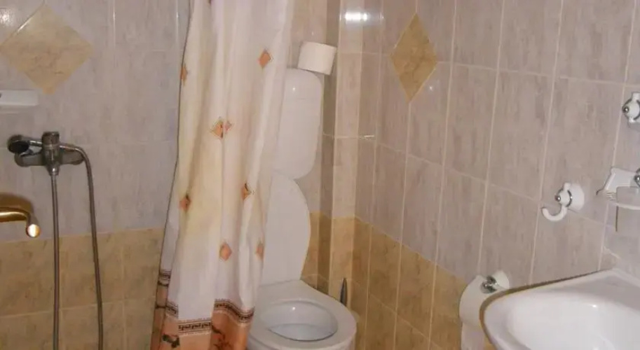 Iliopetra Rooms