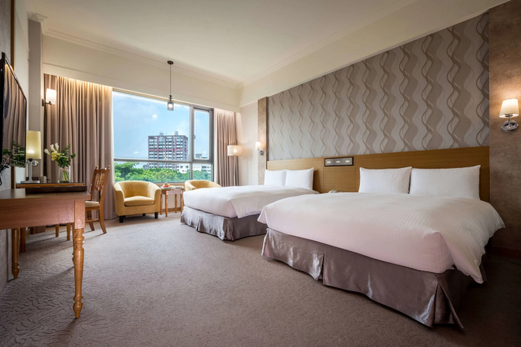 Royal Chiayi Hotel
