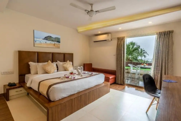 Amor Beach Resort