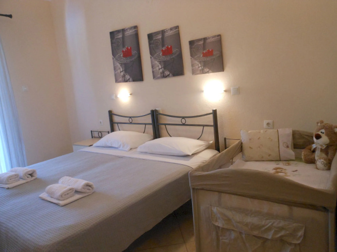 Ziogas Apartments