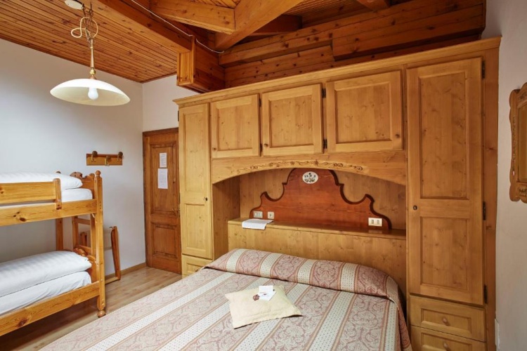 Standard Family room