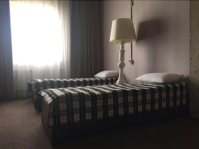 H8 Hostel