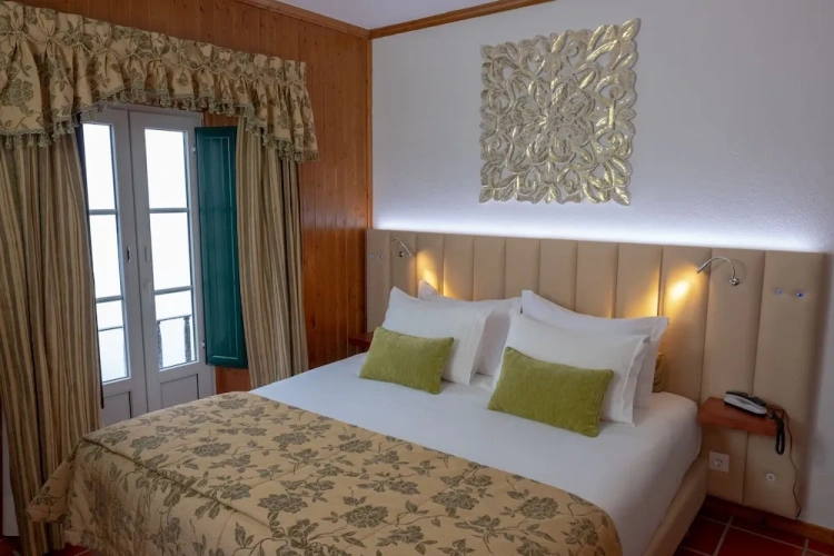 Superior Double room with balcony and with mountain view