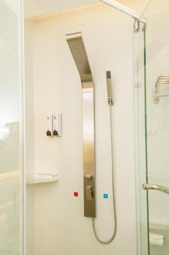 Standard Twin room with city view