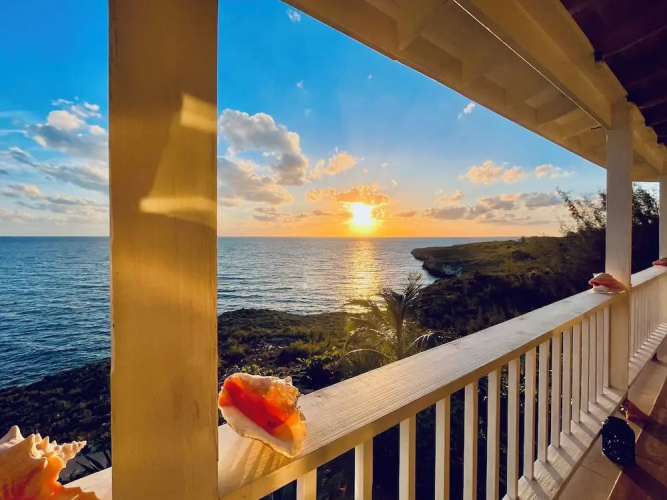 Luxury Villa With Private Beach Access
