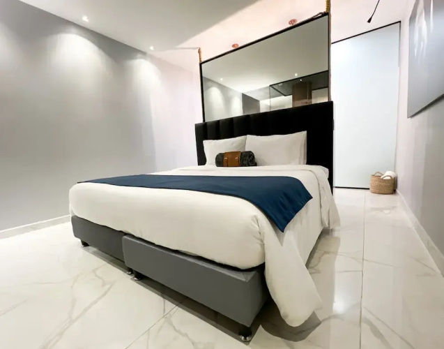 Hotel Lleras Park IV