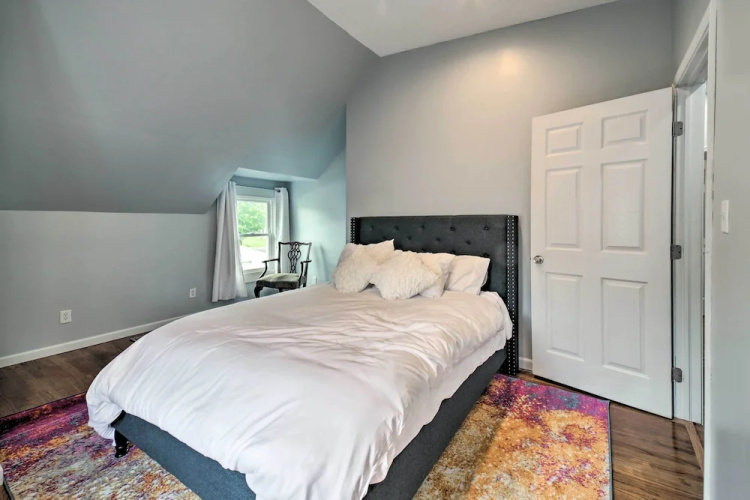 Morgantown Home w/ Deck ~ 2 Mi to WV University!