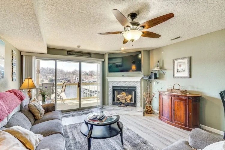 3 Bedrooms Apartment