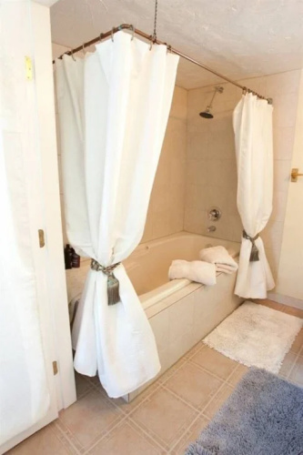 Mill Creek Manor B & B
