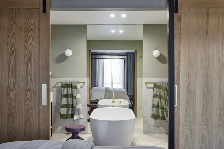 Luxury Double Suite