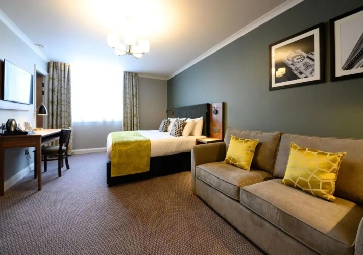 Standard Family room